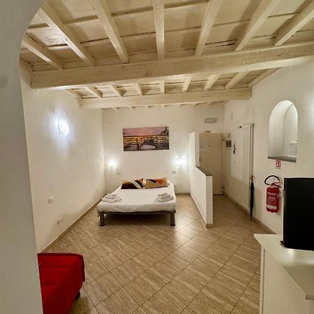 Lovely Portion Of Property Few Steps From Basilica Santa Croce Florenz Exterior foto
